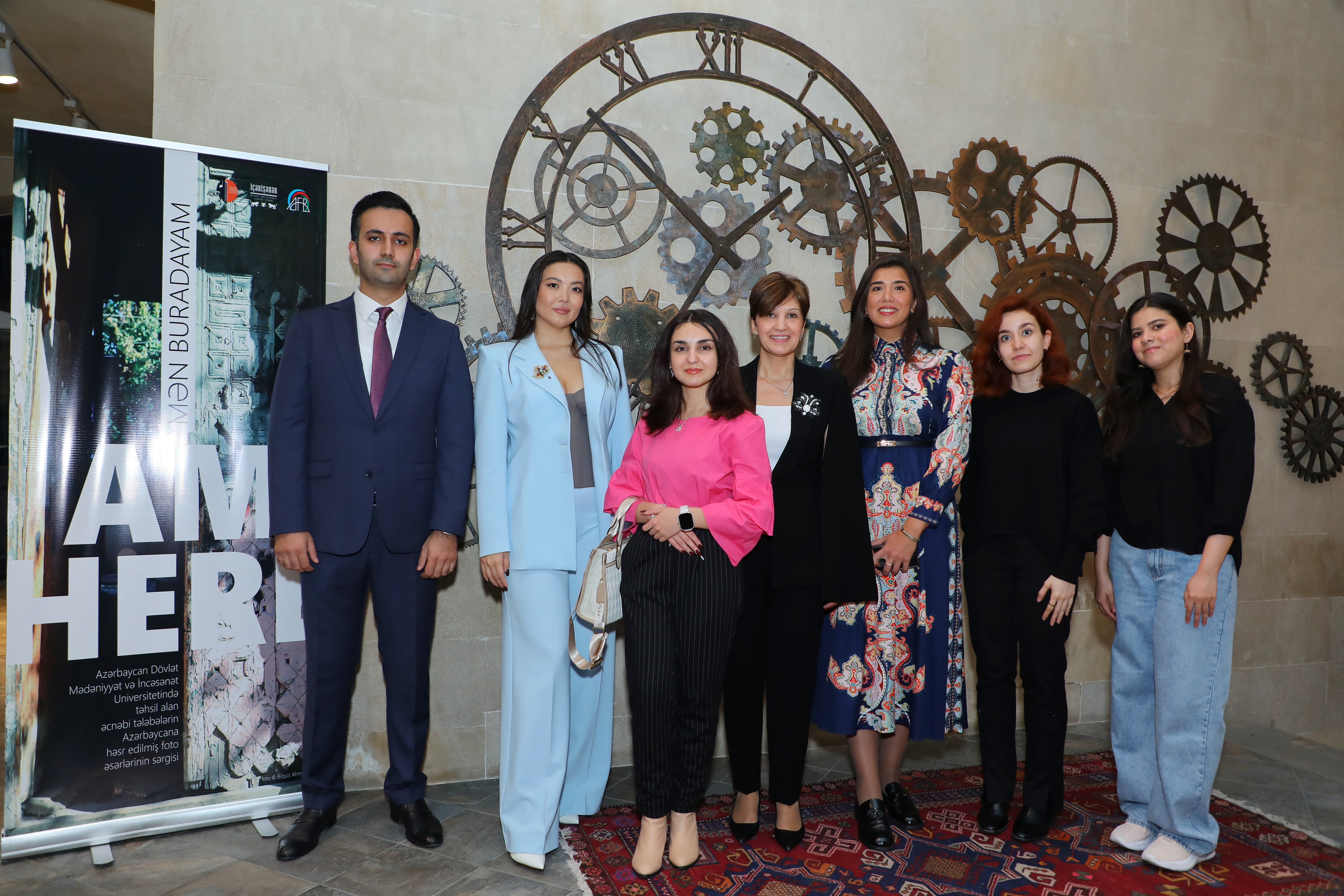 “Mən Buradayam - I Am Here” fotosərgisi Bakı Fotoqrafiya Evində açıldı