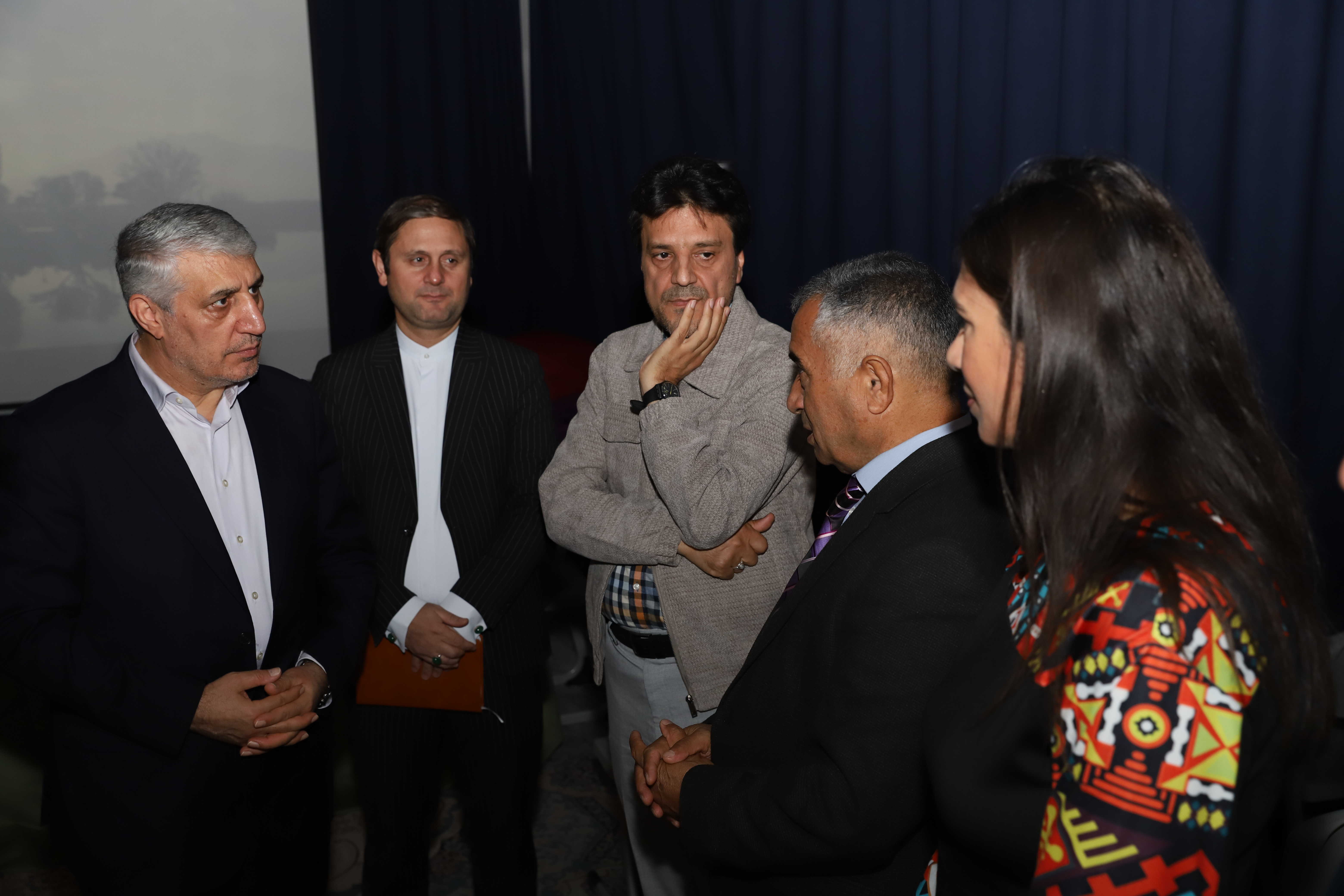 İranlı fotoqraf Hamidrza Goharinin fərdi sərgisi