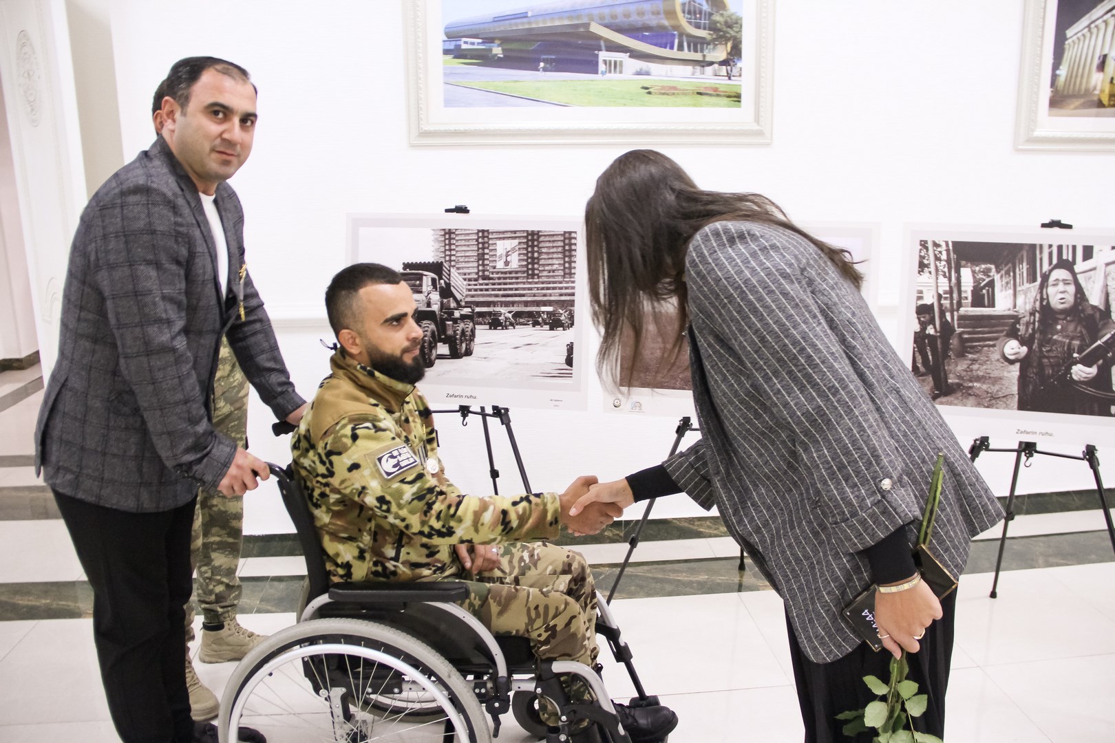 Suraxanıda “Zəfərin ruhu” adlı fotosərgi təqdim olundu